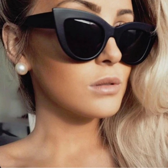 Matte Black Cat Eye Sunglasses 🆕 . Top quality. Looks great on all face shapes. - Picture 1 of 5